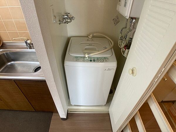 画像24:もちろん洗濯機置場は室内にあるので、いつでも洗濯できますよ