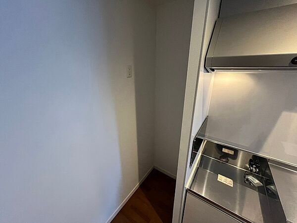 画像9:こちらは冷蔵庫置場です！スペースがしっかり確保されてます