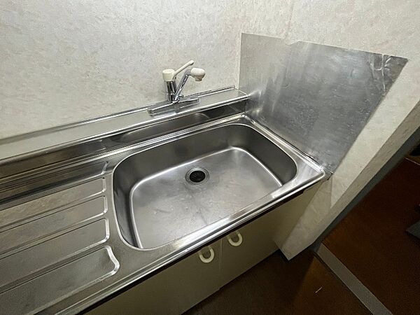 画像15:洗面台はありませんがこちらで洗顔などができます。