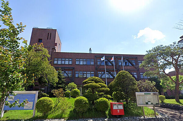 画像12:札幌市南区役所 3737m