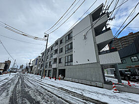 residenceN8  ｜ 北海道札幌市東区北八条東5丁目（賃貸マンション1LDK・2階・60.57㎡） その1