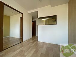 アベニュー224 4階1LDKのリビング/ダイニング