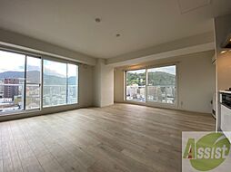 コンドー円山KIRARI 8階2LDKのリビング/ダイニング