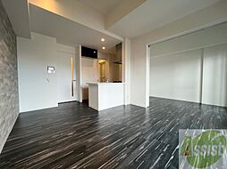 MODENA FINEST 7階1LDKのリビング/ダイニング