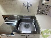 洗面台はありませんがこちらで洗顔などができます。