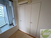 寝室の収納です。部屋がすっきり片付きます。