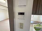 追い炊き機能付きでいつでも温かいお風呂に入れます！