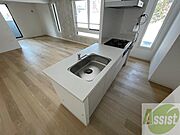3口システムキッチンですのですぐにお料理に使えます！
