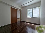 寝室です。部屋をどう使うかはあなた次第です！