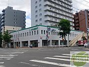 北海道銀行鳥居前支店 439m