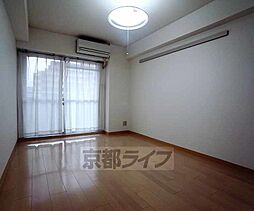 京都市営烏丸線 五条駅 徒歩2分の賃貸マンション 4階1Kのリビング/ダイニング