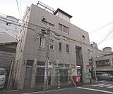 京都西洞院三条郵便局まで174m 西洞院の郵便局です