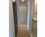玄関からみたお部屋です・