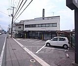 京都中央信用金庫 久御山中央支店まで96m