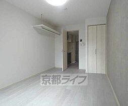 京都市営烏丸線 丸太町駅 徒歩12分の賃貸マンション 1階1Kのリビング/ダイニング