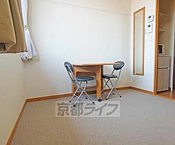 京都市営烏丸線 北大路駅 徒歩30分の賃貸アパート 2階1Kのリビング/ダイニング