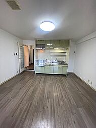 シャトー・レイクルイーズ 9階3LDKのリビング/ダイニング