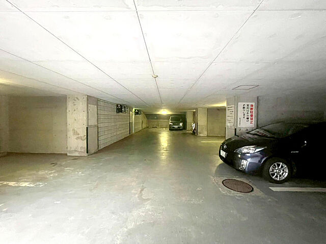 駐車場 コスモ赤羽 1階/-