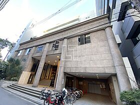 ラクメンビル  ｜ 大阪府大阪市西区京町堀1丁目（賃貸マンション1R・9階・43.16㎡） その1