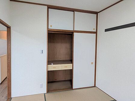 和室押し入れ収納