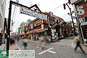 ブレーメン通り 徒歩16分。 1210m