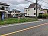 外観：現地を含む、周辺（前面道路）の写真です。※本地は建築条件付きを解除し、どのメーカーでも建築が可能なお土地です。