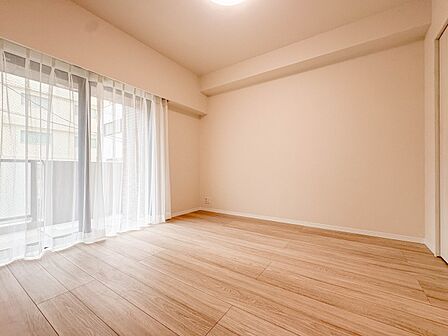 【洋室】充実した生活は伸びやかな居室空間から始まります