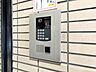 設備：【オートロック】オートロックの最大のメリットは、訪問営業や勧誘を断りやすいこと。玄関前までセールスが来ないため、しつこくされ困ることがありません。住人と関係者しか入れない環境は安心感がありま…