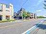 外観：【前面道路16Ｍ】家の良し悪しだけでなく周辺環境も重要なポイント。