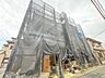 外観：【外観】家族の温かさと陽光の暖かさ、楽しい毎日と明るい未来を予感させる「空間が織り成すひとつ先の住み心地」を演出します。