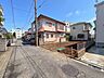 外観：【前面道路4ｍ】車の通行が少ないので、静かな住環境を維持することができます。