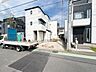 外観：【外観】堂々たる趣ながら、主張し過ぎずどこか余裕を感じさせるシャープなフォルムで佇む邸宅は、晴天の空と照らし合わせる事で、本来あるべき完成形の姿を見せてくれます。