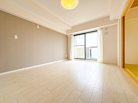 【DK8.5帖】キッチンのにおいがダイニングスペースに逃げにくい快適な間取りです。