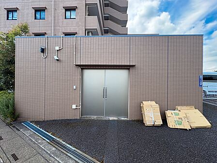 【ゴミ置き場】管理体制の整ったゴミ置き場。いつでも清潔で、ストレスフリーな暮らしをサポート。
