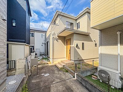 外観:【外観】こちらの物件が少しでも気になるようでしたら、お気軽にお問合せください。人生でいちばん大きなお買い物ですので、ゆっくりご見学ください。ネット上の画像と実際の見学では、リアル感がまるで違… 外観:【外観】こちらの物件が少しでも気になるようでしたら、お気軽にお問合せください。人生でいちばん大きなお買い物ですので、ゆっくりご見学ください。ネット上の画像と実際の見学では、リアル感がまるで違…