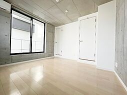 クローバー八番館 204 2階1Kのリビング/ダイニング