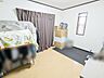 室内：全居室は6帖以上、各部屋収納付き！メインベッドルームは8．5帖の広さがあります♪