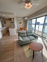 堺市北区「サンメゾン新金岡レジデンシャル」 3LDKのリビング/ダイニング