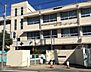 周辺：堺市立深井小学校 徒歩4分。 250m