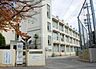 周辺：堺市立東百舌鳥中学校 徒歩8分。 630m