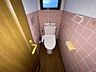 トイレ：温水洗浄機能付き♪トイレは1階と2階にあるのでとても便利です♪