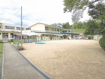 富田林市立伏山台幼稚園 徒歩16分。 1280m