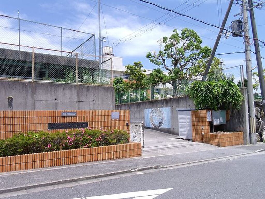 detached 和歌山県橋本市橋谷