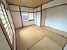 室内：2階和室6帖