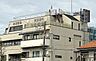 周辺：渡辺医院内科:診療時間/午前9:00-11:45、午後15:00-17:45(土曜-16:45)。休診日:水・日・祝日。精神科:診療時間/毎週土曜日9:00-11:45のみ。駐車場/26台 550m