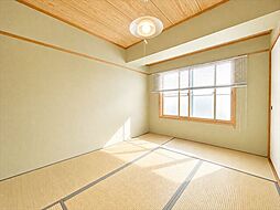 グリーンハイツ河辺：6帖和室