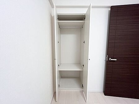 4.5帖洋室収納