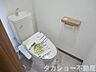 トイレ：落ち着いた色調のトイレです