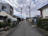 外観：前面道路含む現地写真
