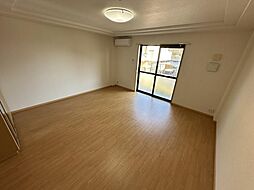 グレイスシャトー 102 1階1Kのリビング/ダイニング